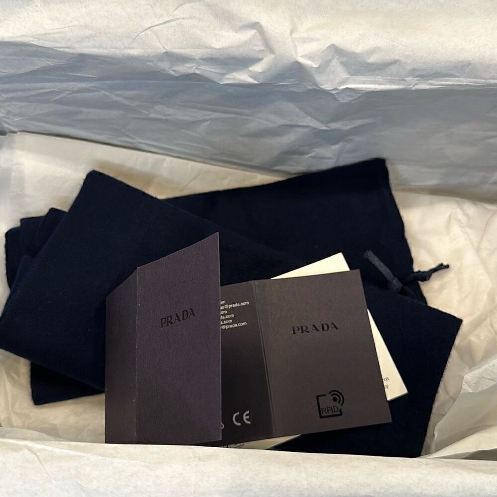 Prada Box Bundle ( 5 Piece) - Picture 11 of 12